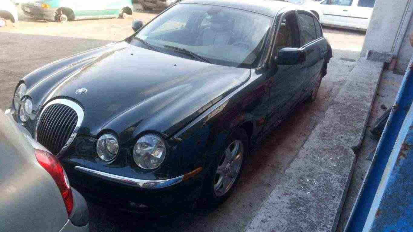 Pezzi per Jaguar S-Type 3.0 anno 2000 FC