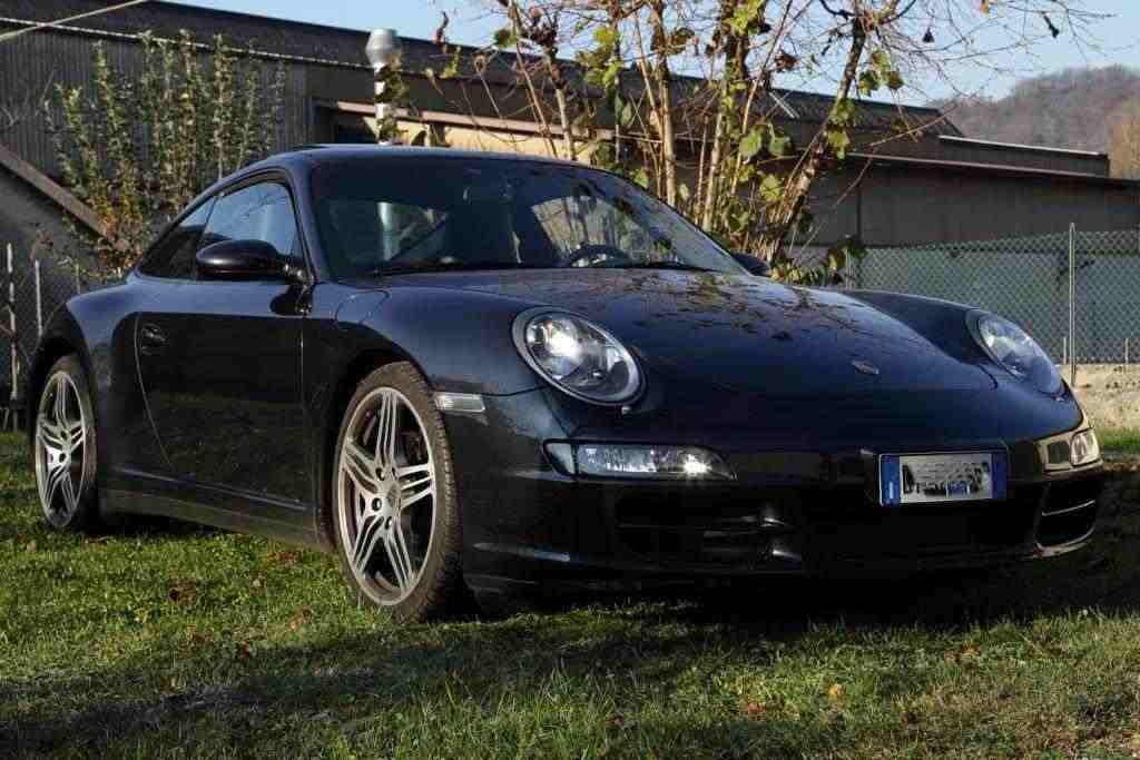 Porsche 911 (997) Carrera 4 Coupe'