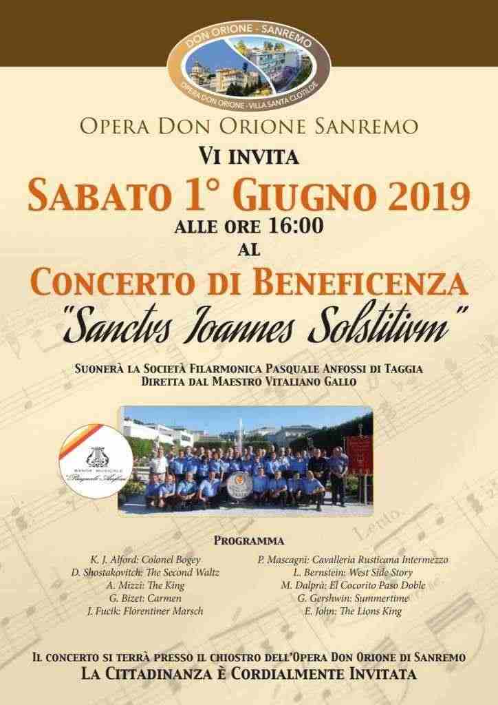 Vitaliano Gallo Don Orione SanRemo dirige il 1 Giugno 2019 la Banda P. Anfossi di Taggia 