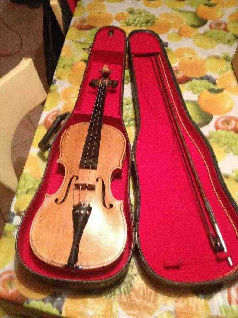 Violino antico Antiquariato Est europa