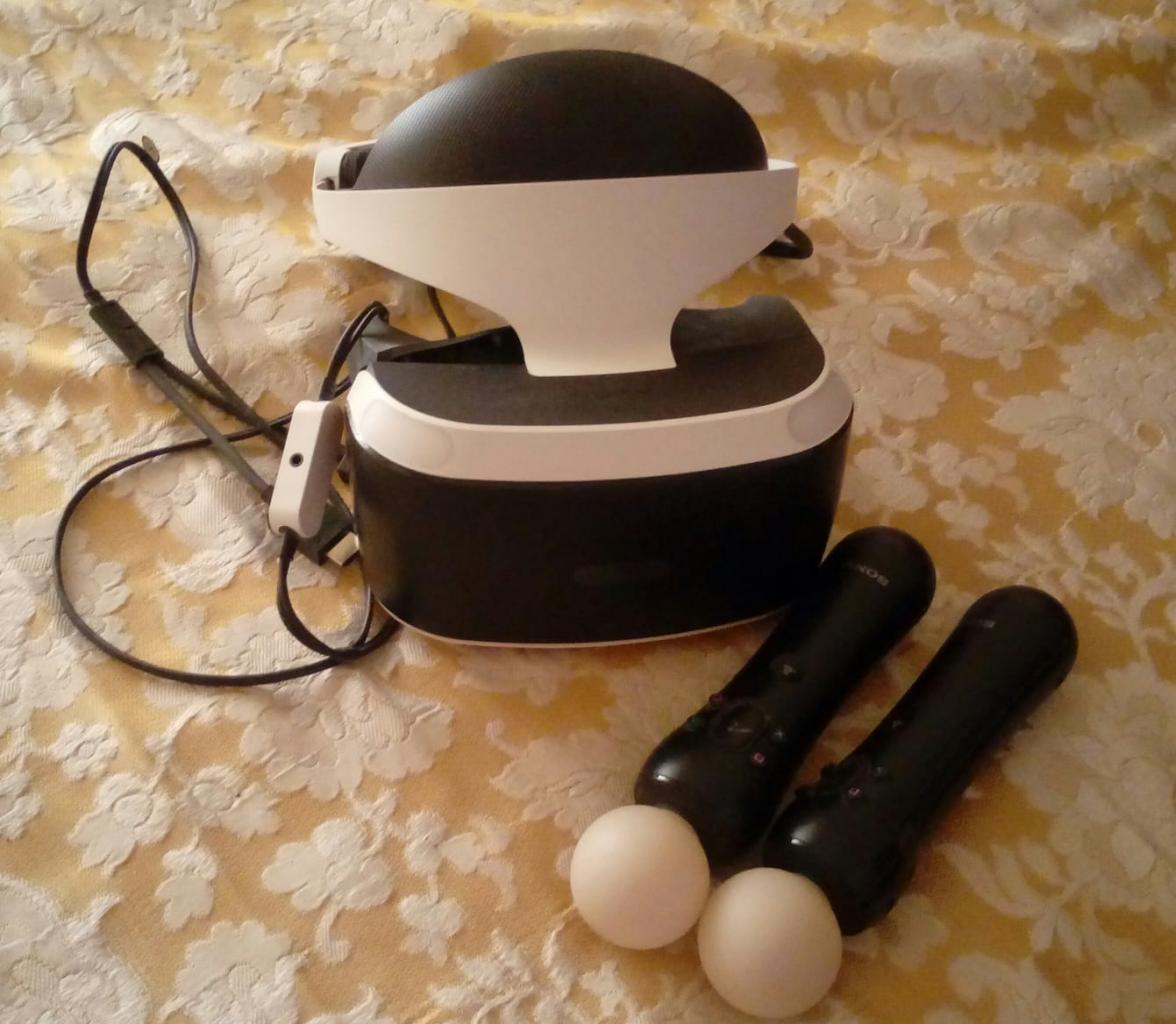 PlayStation VR + 2 Move Controllers